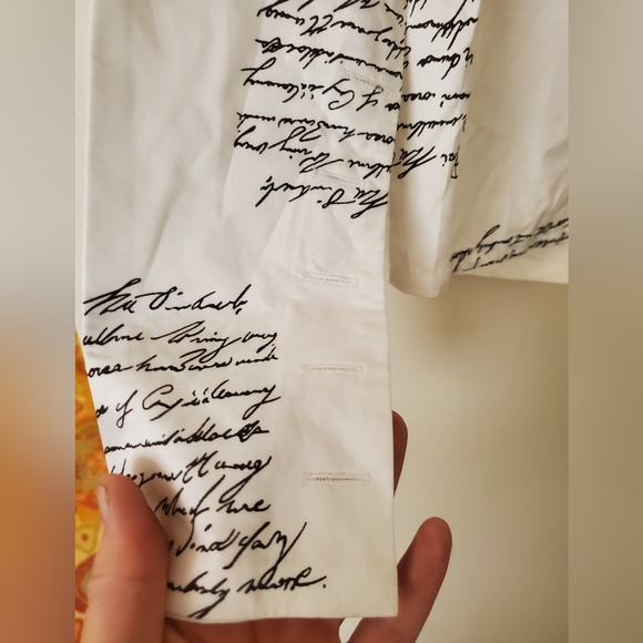 New CBR Chic Boutique Rose Full Back Gold Button Down Blouse. - Picture 6 of 12